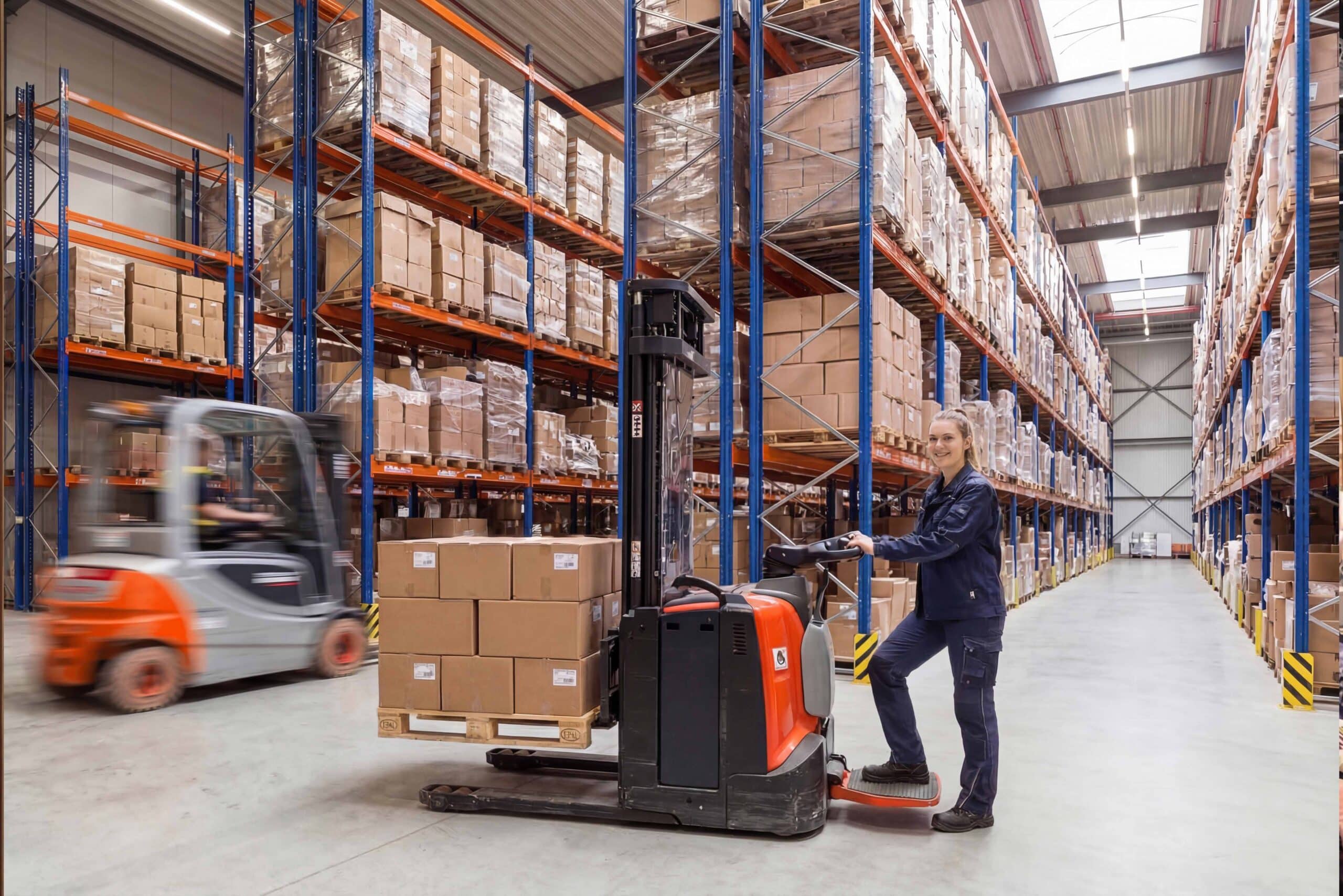 HERDING-einzigartigeHeimtextilien-Jobs-Fachkraft für Lagerlogistik